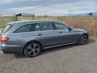 Prodam Mercedes E 220 4M - 3