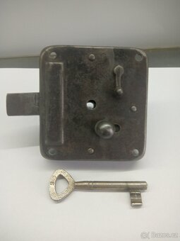 Starožitný západkový zamek - 3