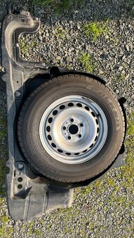 Falken Linam van 01 205 / 75 R16C 113/111R. Crafter Ducato - 3