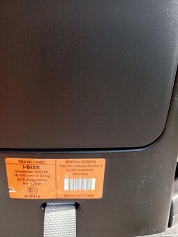 Britax Römer TRIFIX² i-SIZE – dětská autosedačka - 3