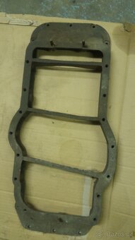 Mercedes 230 díly - 3