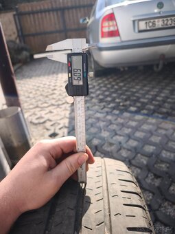 225/65/16C Nexen - 3