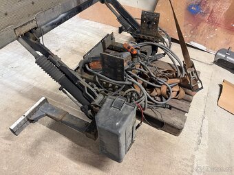 Hydraulické čelo ZEPRO - 3