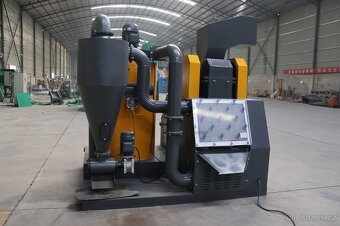 Nožový mlýn + separátor VANER GROUP V-PC100S - 3