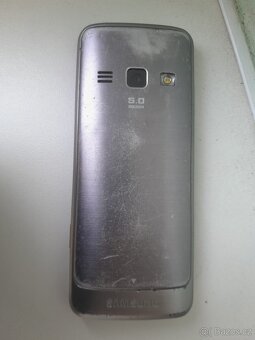 Samsung GT-S5610 (1) - 3