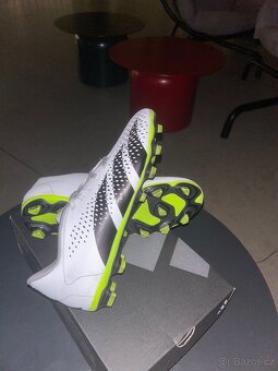 Adidas Predator Accuracy.4 – Téměř nové, vel. 42 2/3 - 3