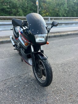 Kawasaki Gpz 500 - 3