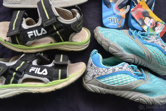 4x boty v.25,Adidas,sandály.., cena za vše celkem - 3
