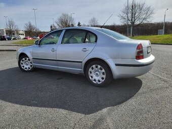 Škoda Superb 1 - 3