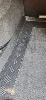 Prodám gumové koberce Mazda 6 - 3