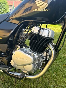 Honda CB 250 - 3