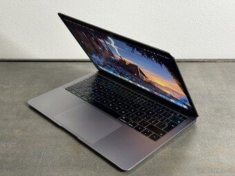 Macbook Air 13" 2019 i5 / 8GB / 128GB SSD / SG - 3