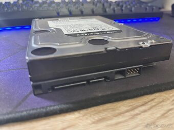 WD Caviar Black 640GB 64MB cache - 3