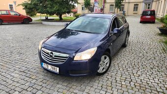 Opel insignia 2.0 TDCI 96kw TOP STAV - 3
