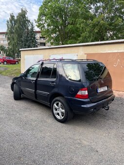 Mercedes ml270 w163 manuál - 3