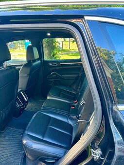 Porsche Cayenne 3.0 TDI 4x4, GTS, ČR, DPH,7l/100km - 3