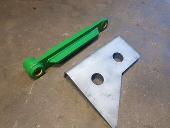 Páka štítu LKT 81T a výztuha šasi LKT - 3