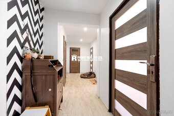 Prodej bytu 4+1 85 m², Slaný, ev.č. 100941 - 3