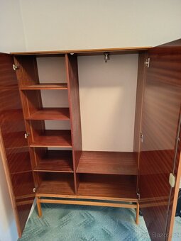 Skříňka daruji za odvoz - 3