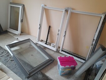 Střešní okna Velux 118 x 78 - 3