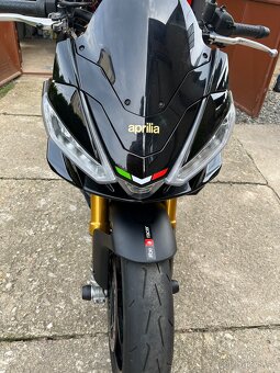Aprilia Tuono V4 1100 Factory - 3