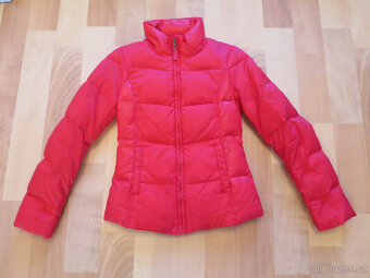 Dámská červená péřová bunda zn. U.C. of Benetton - 3