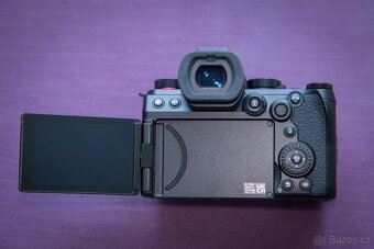 Prodám Panasonic Lumix DC-S5 II - 3
