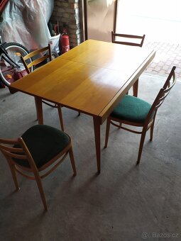 Stůl a židle - 3
