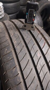 Prodám 4 x letní pneu Michelin 205/55/17 - 3