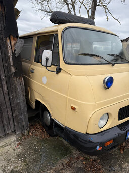 TAZ - Škoda 1203 - Sanitka - 3