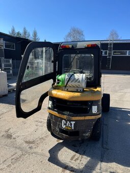 Vysokozdvižný vozík Cat. VZV 3,5t Catterpillar - 3