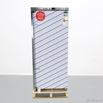 Nerezová lednice - 590 litrů - s 1 dveřmi - 3