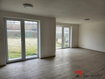 Dům 5+kk/terasy, garáž, zahrada, 520m2 - 3