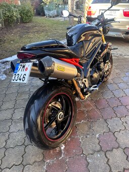 Triumph Speed Triple R - 3