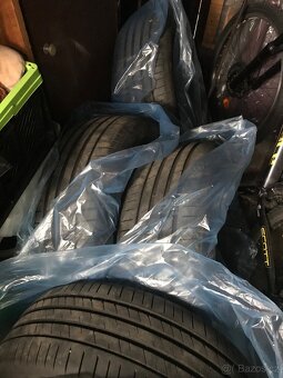 Nexen N fera 215/50 r18 - 3