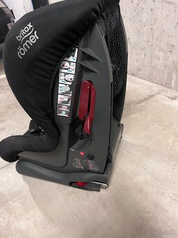 Britax Römer autosedačka Duo 9-18 kg, ISOFIX - 3