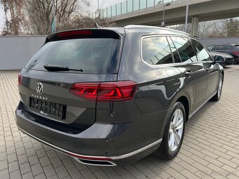 VW Passat Variant 2.0 TDi 147kw Eleg. Matrix tažné kamera - 3