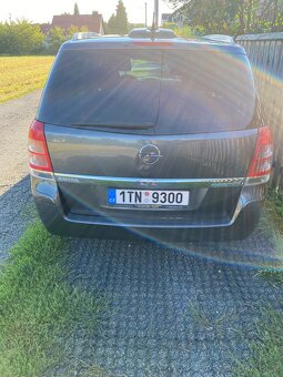 Opel Zafira - 3