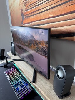 Herní monitor AOC U27G3X 27" - 3