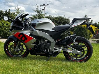 Aprilia rs 125 4T - 3