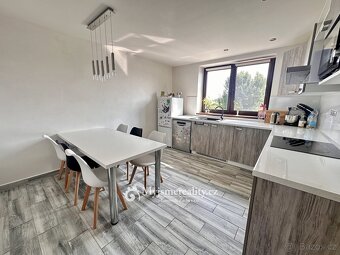 Prodej rodinné domy, 125 m2 + sklep a zahradní domek - Blann - 3