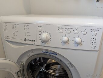 Pračka Indesit IWSC 51051 C ECO - 3