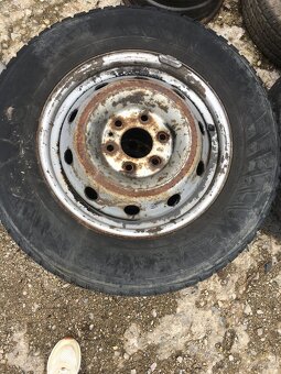 Iveco Daily 16H2x6,5J ET68 šesti šroub - 3