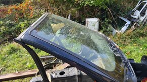 BMW E46 cabrio r.v.2004 čelní okno s rámem - 3