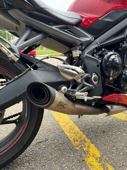 Triumph street triple 675 - 3