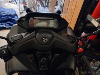 Yamaha Tricity 300 první majitel koupeno v ČR r.v.2022 - 3
