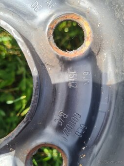Sada kol rozteč 5x100 zimní pneu 185/60 r15 - 3