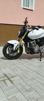 Honda Hornet 600 - 3
