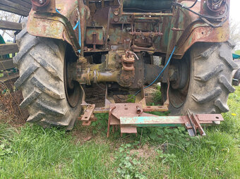 Traktor Škoda 30 osazený motorem z Trabanta jede - 3