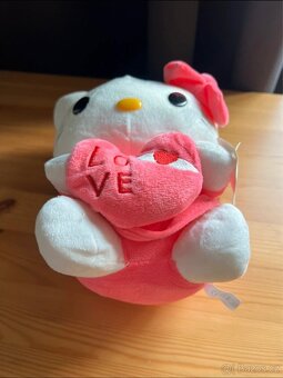 Hello Kitty plyšák - 3